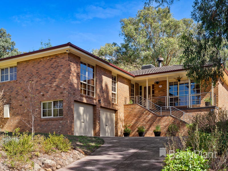 29 Grassy Flat Road, Diamond Creek, Vic 3089 House for Sale