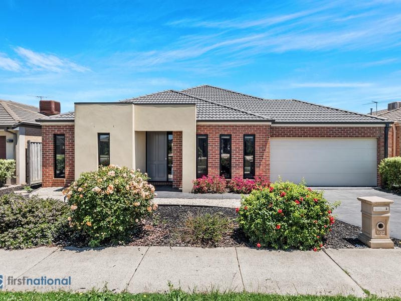 102 Wallara Waters Blvd, Wallan, Vic 3756 Property Details