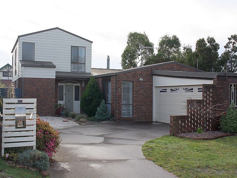 7 Freer Street, Shearwater, Tas 7307 Property Details