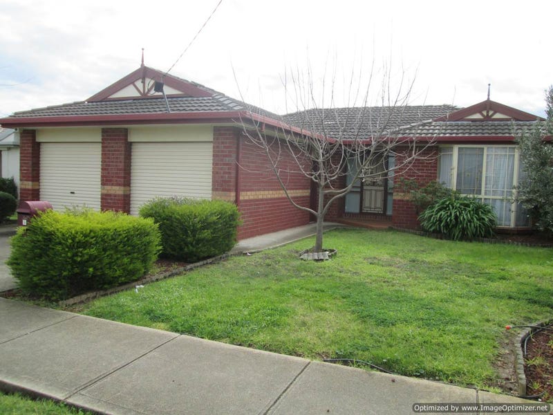 19 Macneil Drive, Altona Meadows, VIC 3028