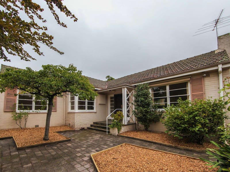 30 Outlook Drive, Camberwell, Vic 3124