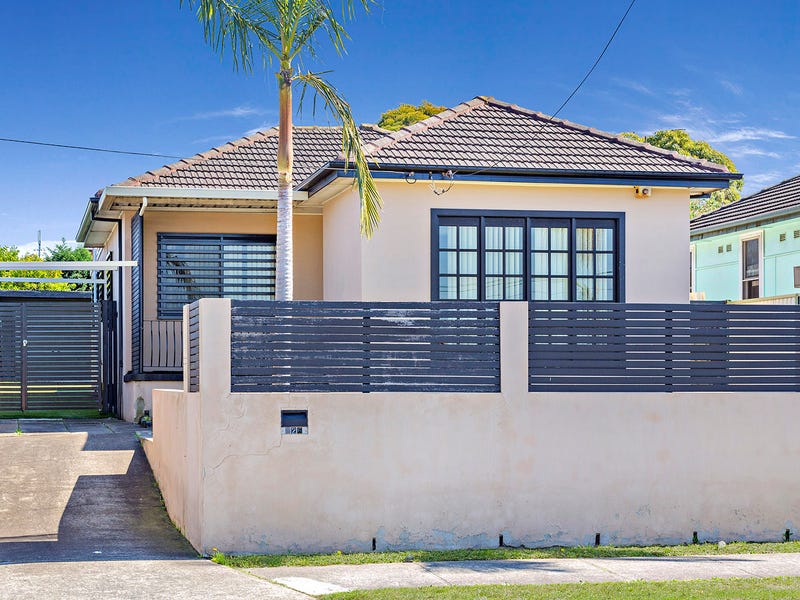 326 Roberts Road, Greenacre, NSW 2190