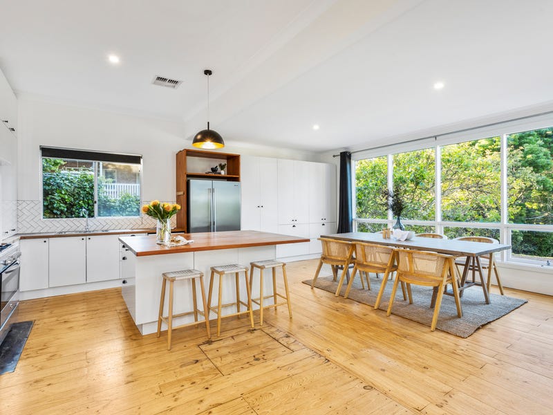 77 Old Mount Barker Road, Stirling, SA 5152 Property Details