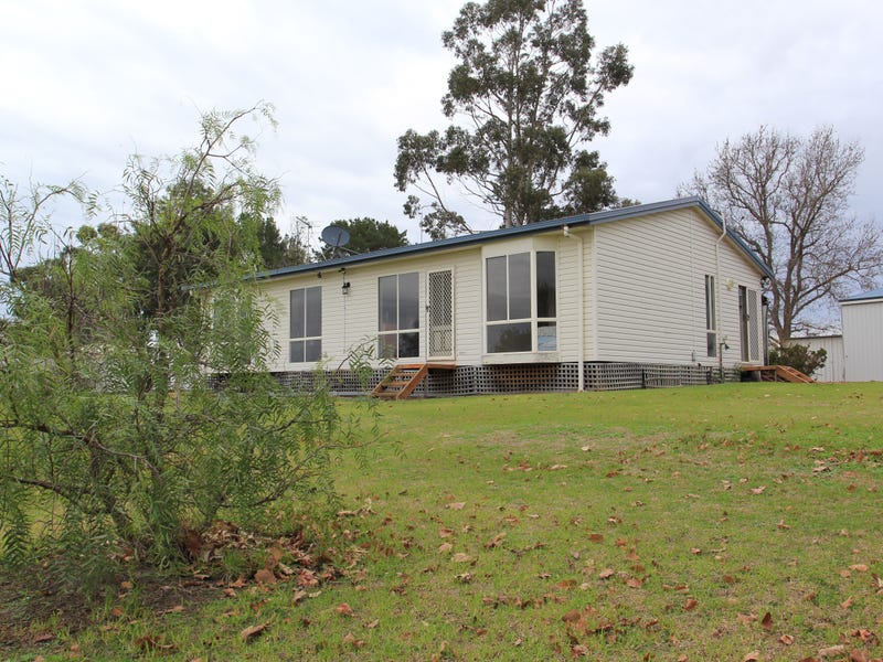 46 Stewart Lane, Casterton, Vic 3311 House for Sale