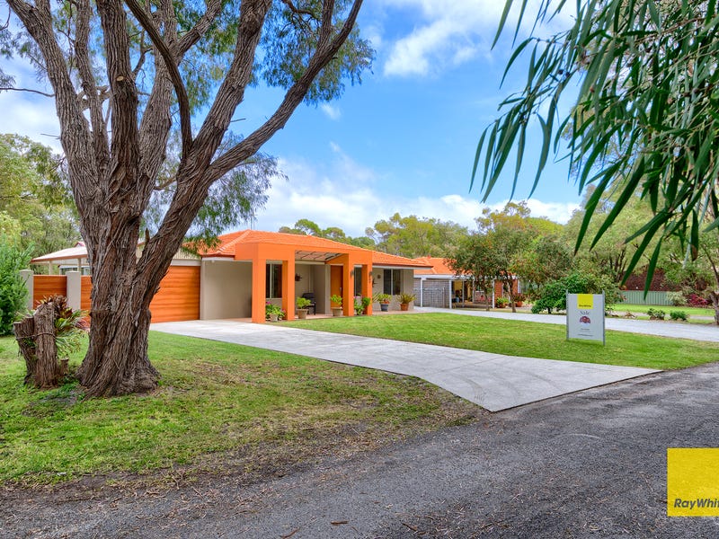 2/121 Frenchman Bay Road, Robinson, WA 6330