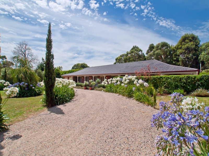 28 Aldershot Road, Langwarrin, VIC 3910