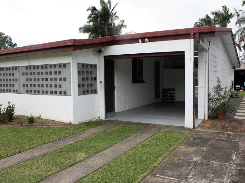 100 Enmore Street, Manoora, QLD 4870