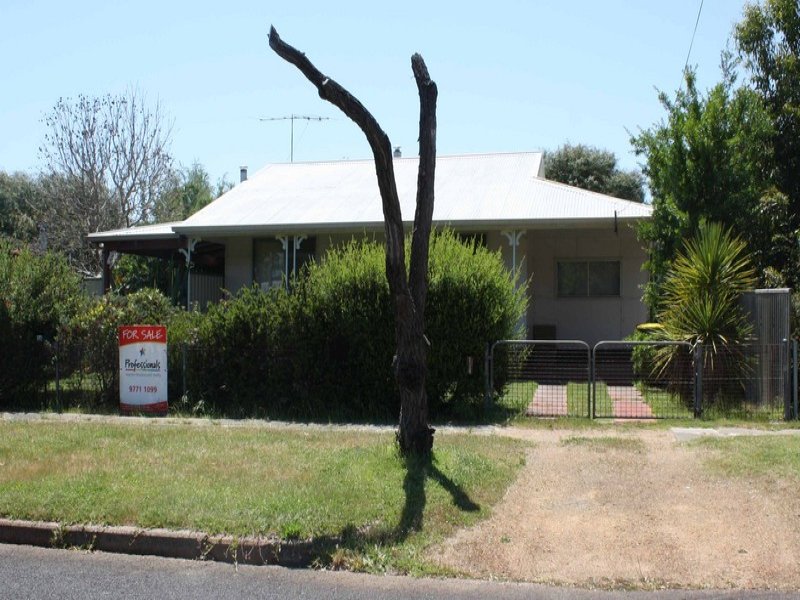 14 Duffield Street, Manjimup, WA 6258 Property Details