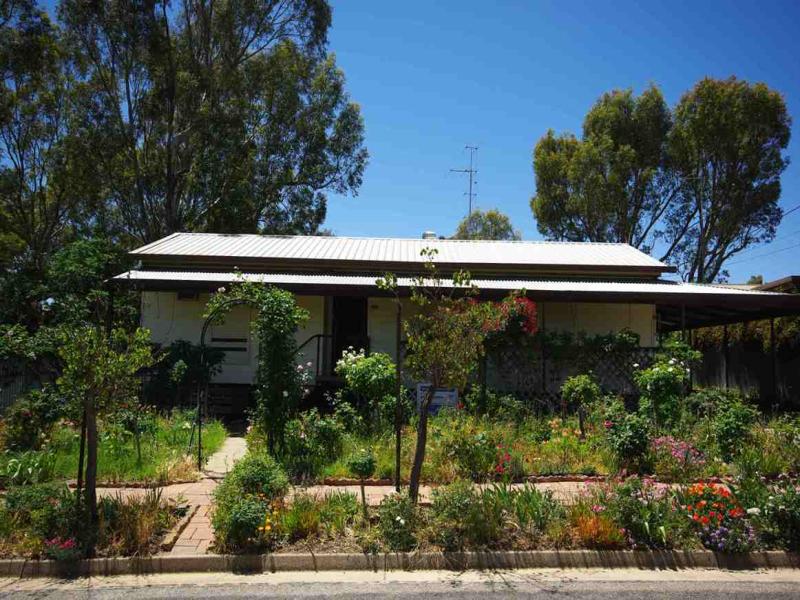 13a Guilford Street, Clare, SA 5453 Property Details