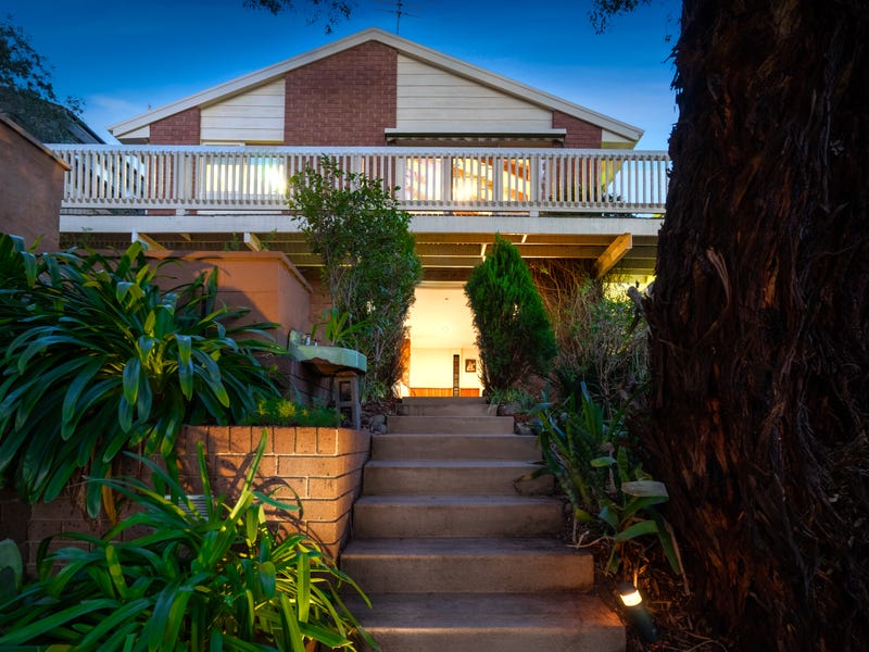 36 Corowa Crescent, Greensborough, Vic 3088 Property Details