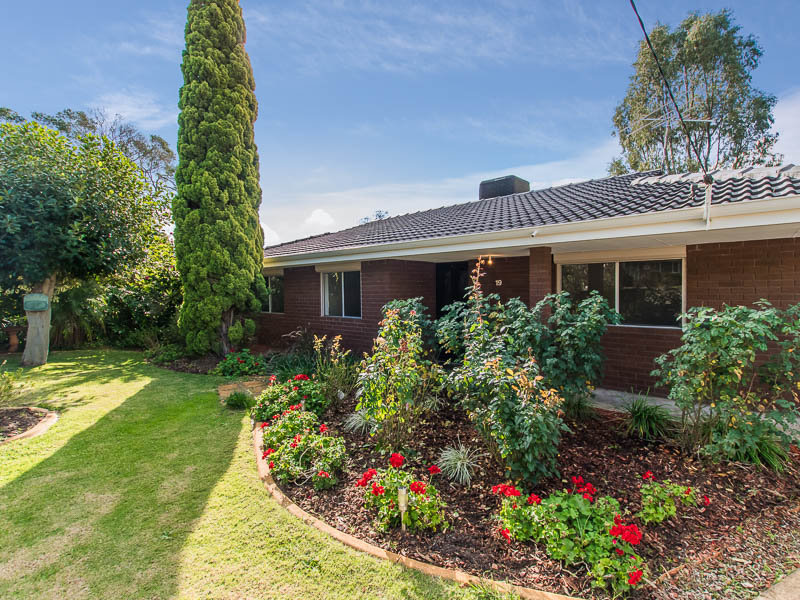 19 Hayden Way, Langford, WA 6147 Property Details