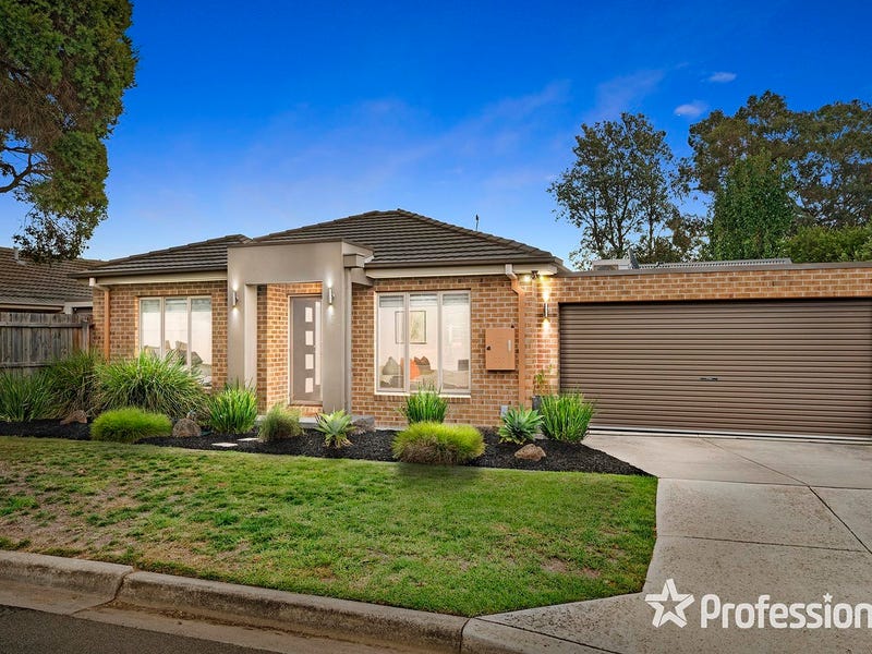 3 Saxon Drive, Mooroolbark, Vic 3138 - Property Details