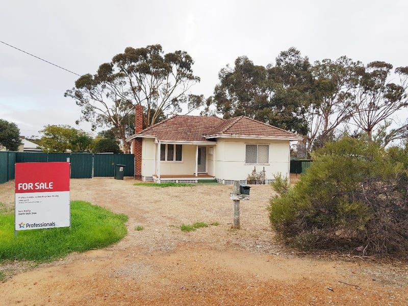 3 McKeever Street, Moora, WA 6510 House for Sale
