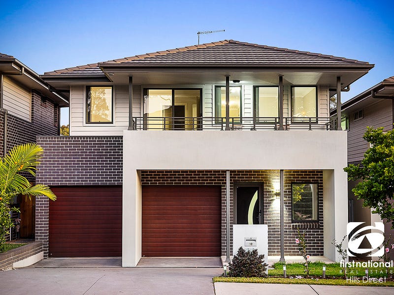 18 Fox Creek Circuit, Kellyville, NSW 2155 Property Details