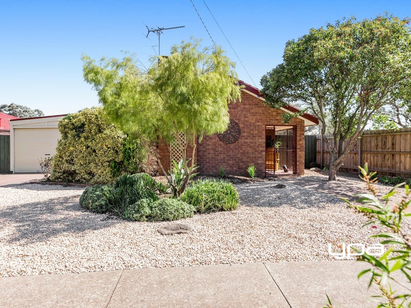 2 Road, Diggers Rest, VIC 3427