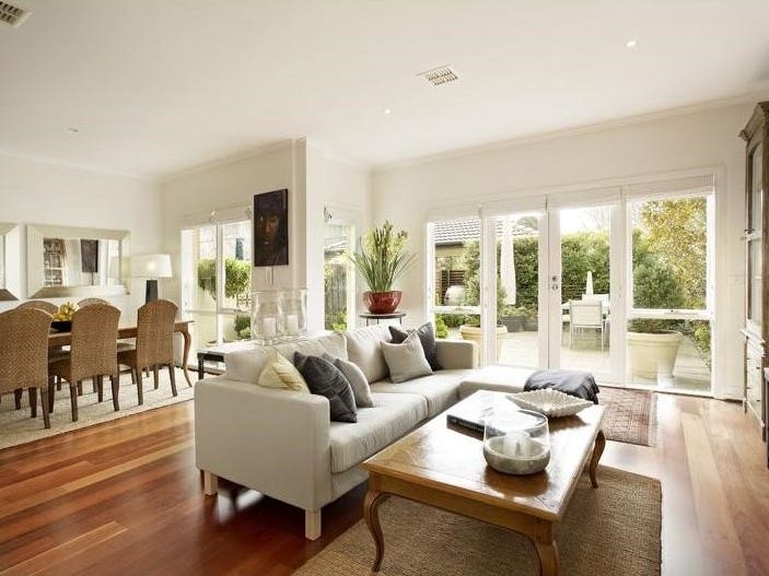 10/5860 Cluden Street, Brighton East, Vic 3187