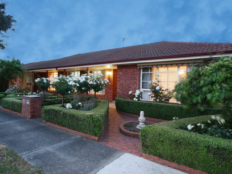 55 Yarra Road, Croydon Hills, VIC 3136