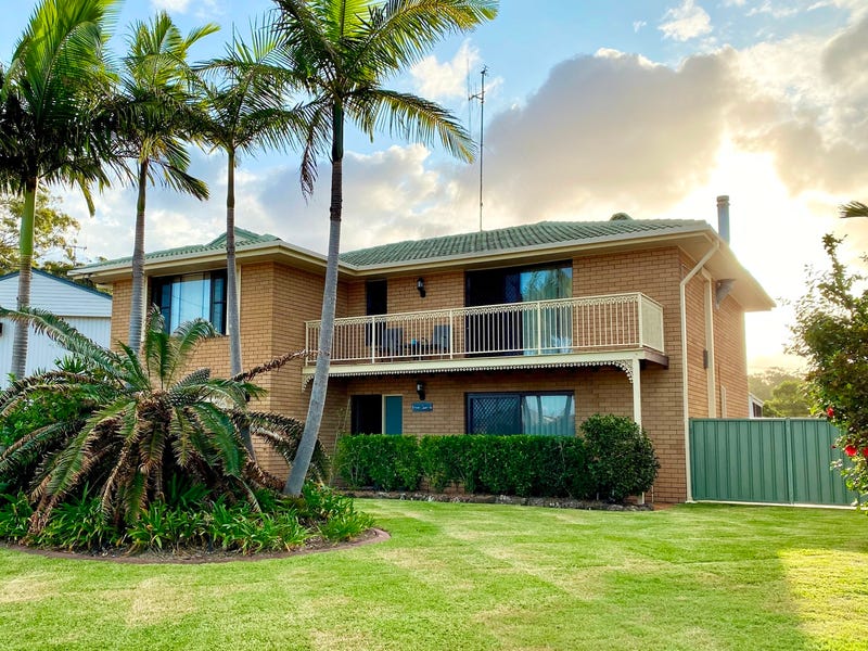 26 Tuncurry Street, Tuncurry, NSW 2428