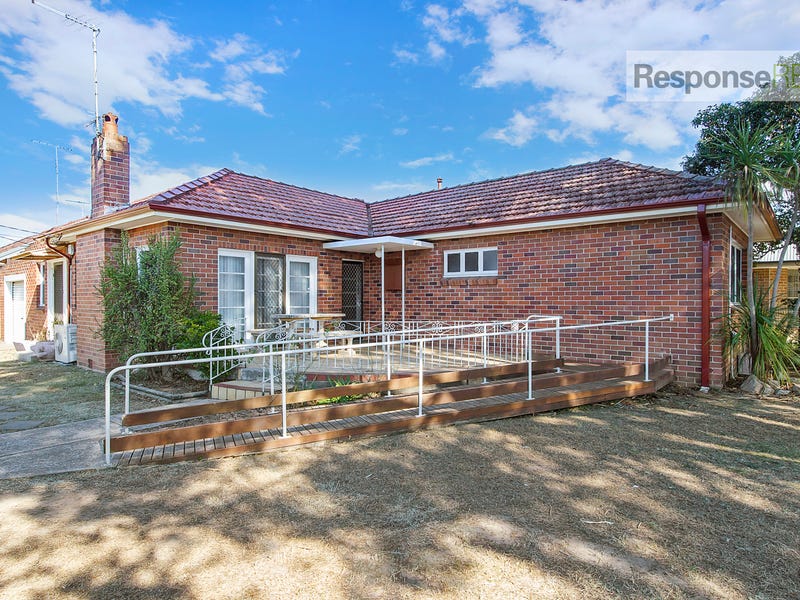 2 Hornseywood Avenue, Penrith, NSW 2750 Property Details