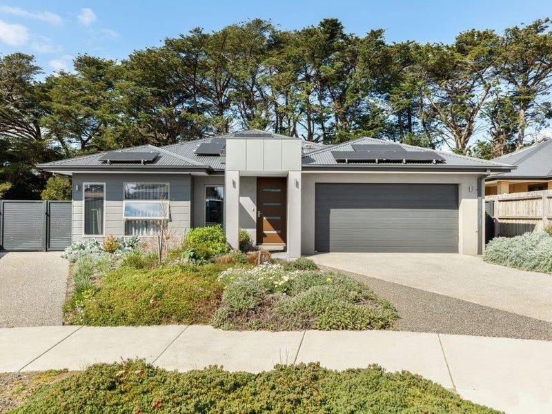 13 Jones Court, Woodend, Vic 3442 House for Rent