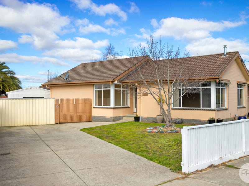 372 Forest Street, Wendouree, Vic 3355 Property Details