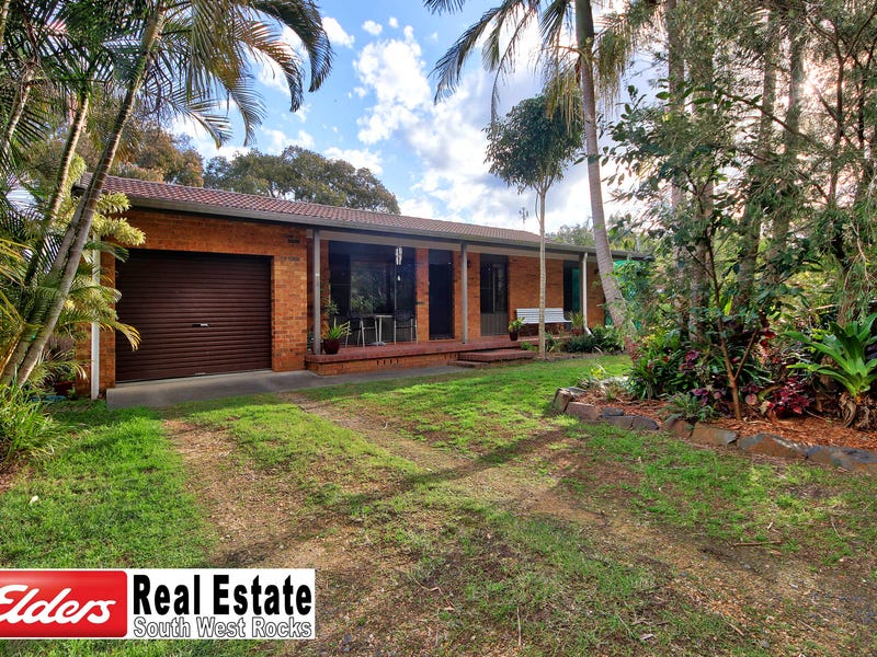 Houses for Sale in Hat Head, NSW 2440