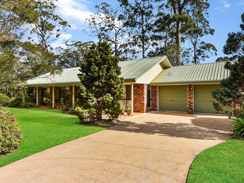 1 Greenway Court, Highfields, QLD 4352