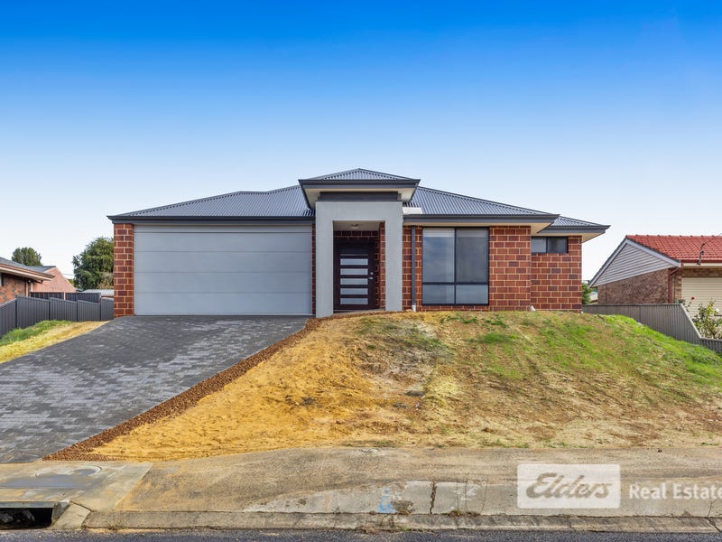 11 Saunders Street, Collie, WA 6225 House for Sale