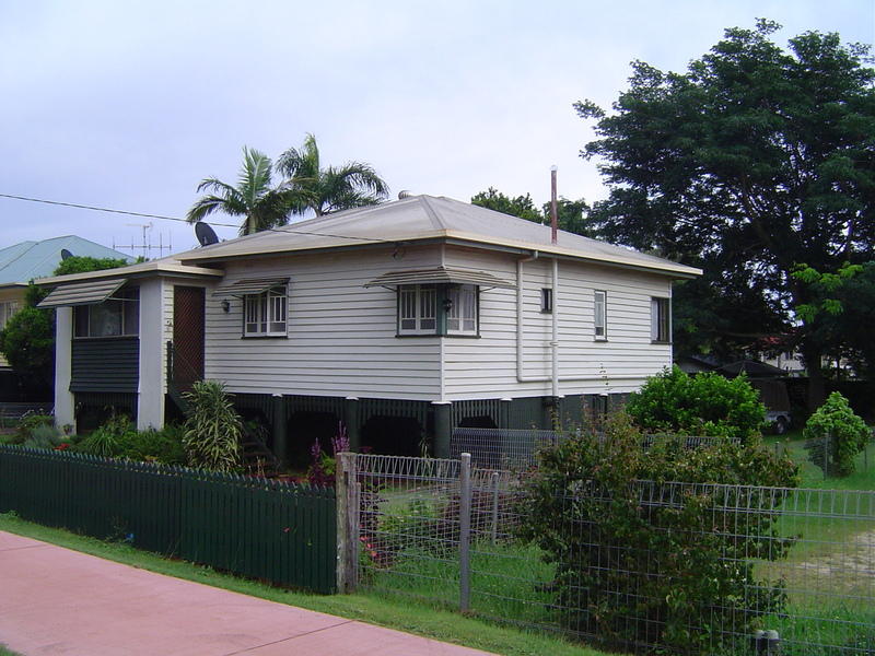 17 West Street, Childers, Qld 4660 Property Details