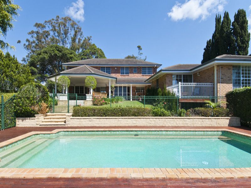 4 Duchess Court, Tallai, QLD 4213