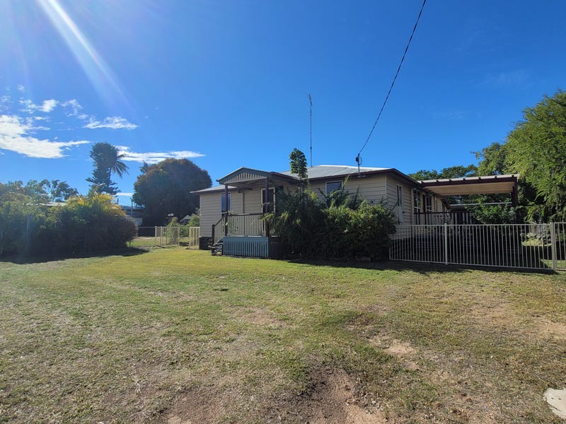 42 Young St, Moura, Qld 4718 House for Sale