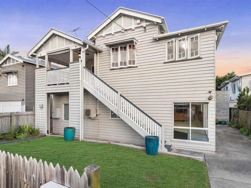 11 Bradley Avenue, Kedron, Qld 4031 House for Sale