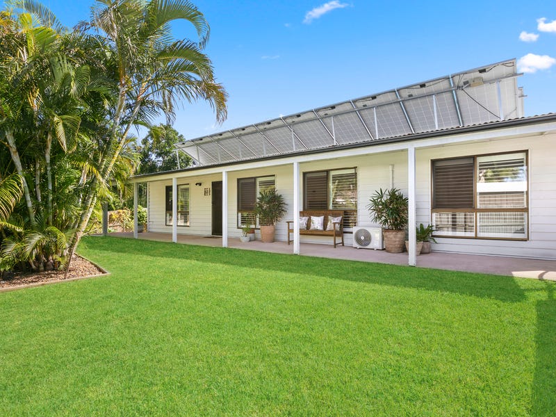 54 Wollomia Way, Sunrise Beach, Qld 4567