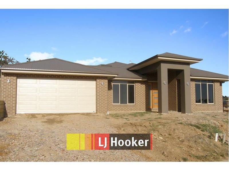 16 Whistler Drive, Berwick, VIC 3806