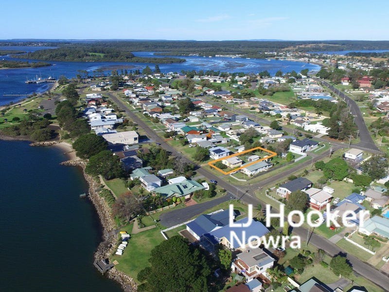 54 Adelaide Street, Greenwell Point, NSW 2540