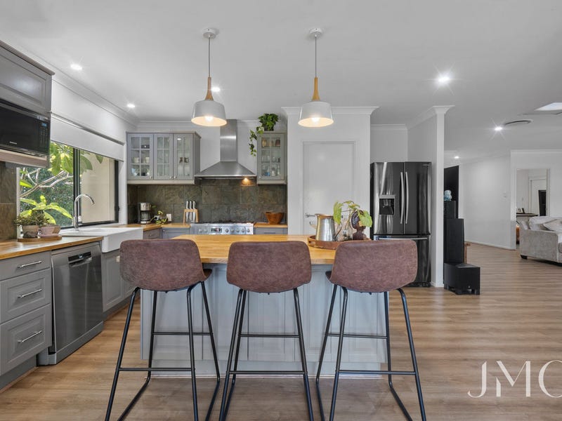 Real Estate & Property for Sale in QLD 4208