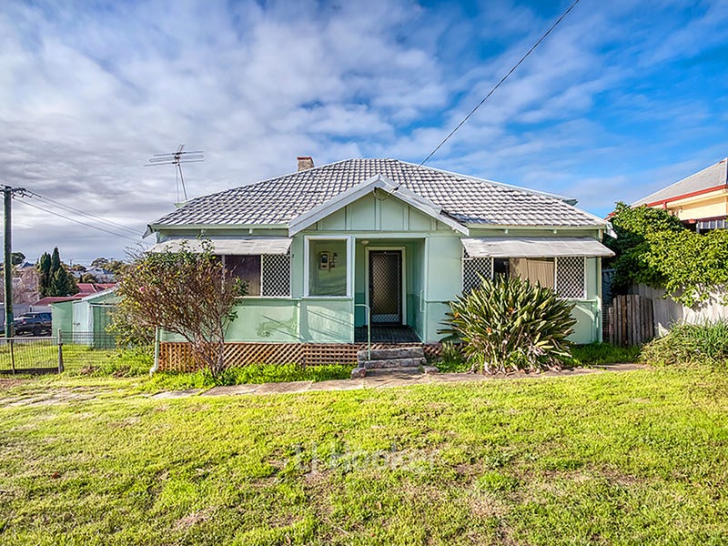 16 Bucktin Street, Collie, WA 6225 House for Sale