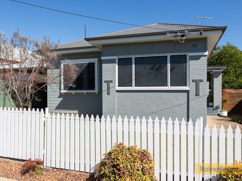 93 Crown Street, Tamworth, NSW 2340 Property Details