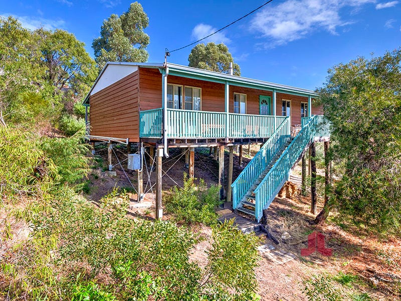 4 Donnelly Road, Binningup, WA 6233 Property Details