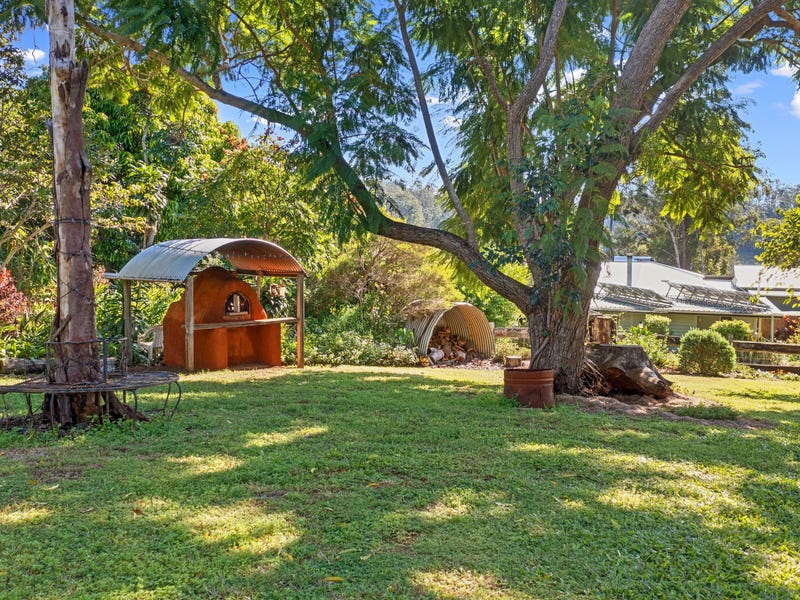 99 Long Road, Pie Creek, QLD 4570