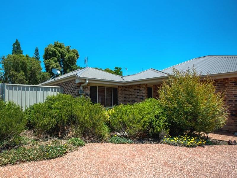 6/34 Gordon Ave, Newtown, Qld 4350 Property Details