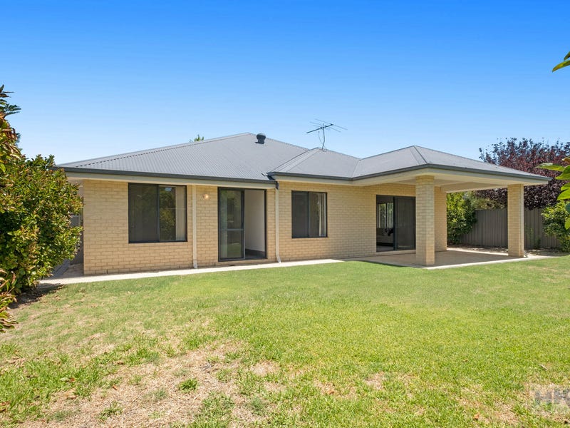 3 Pyrton Street, Aveley, WA 6069