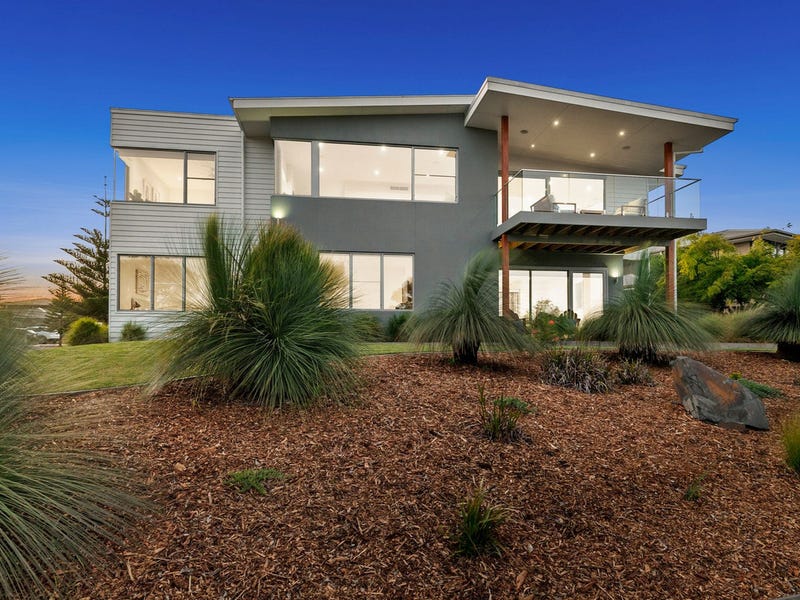 2 Marine Drive, Torquay, Vic 3228 Property Details