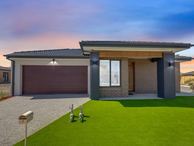 7 Frome Way, Donnybrook, Vic 3064 House for Sale