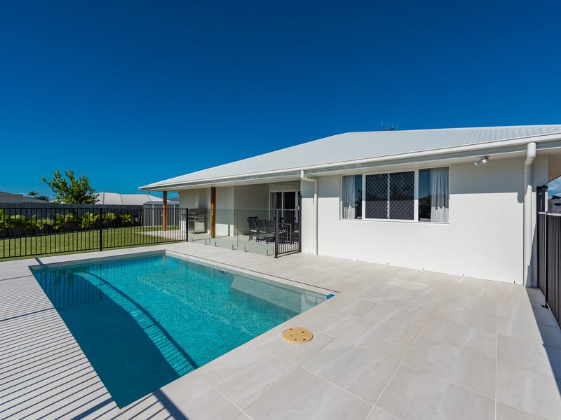 court bargara 5 breaker House  5 for  Qld Court 4670 Bunker Bargara Sale