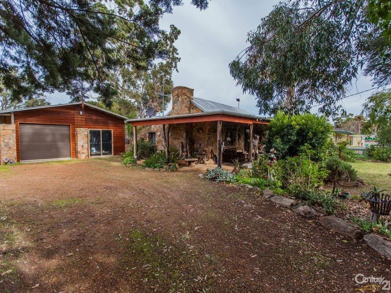 15 Archibald Street, Muchea, WA 6501