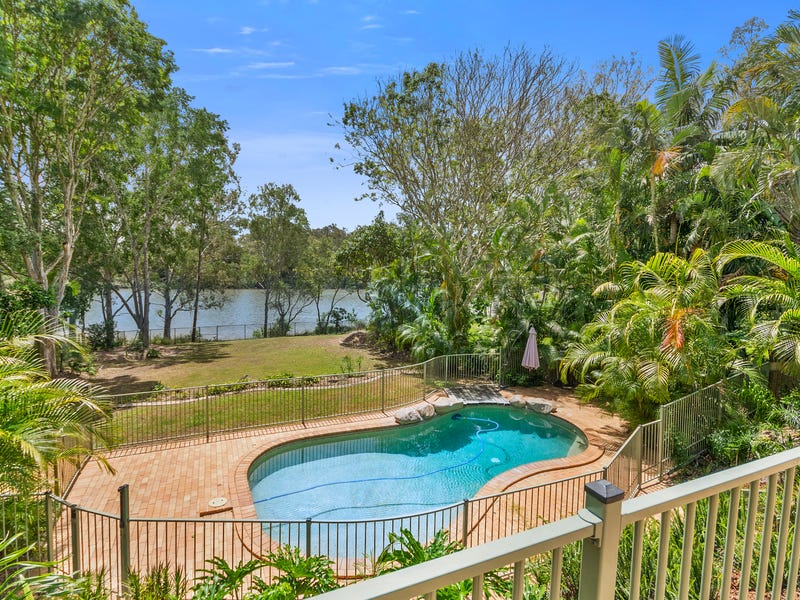 57 CARNEGIE ST, Westlake, Qld 4074 Property Details