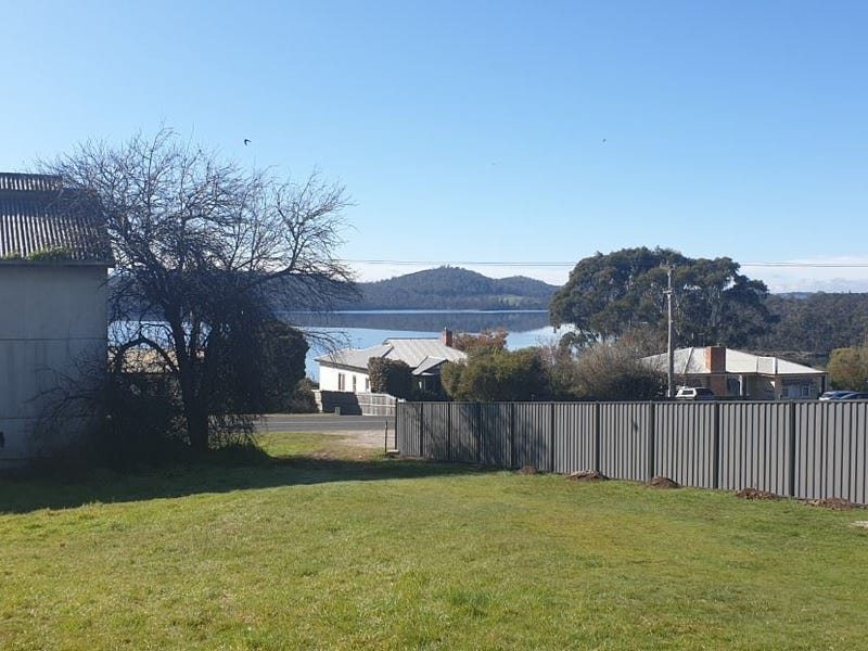 51 Flinders Street, Beauty Point, TAS 7270