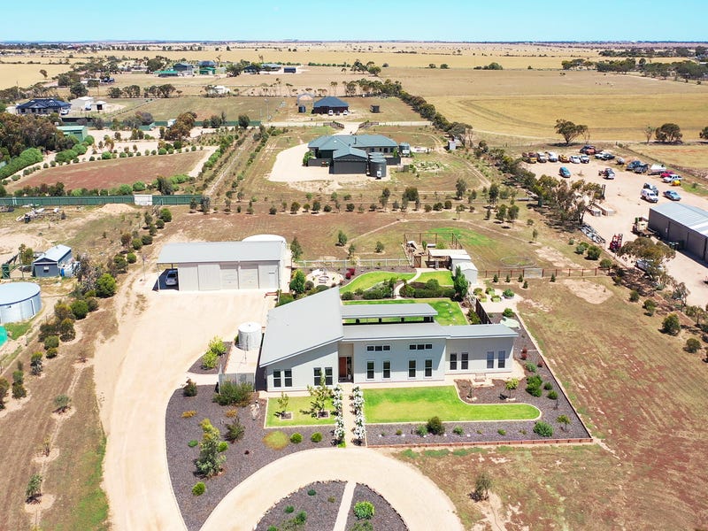 70 Ellis Rd, Wallaroo, SA 5556 House for Sale