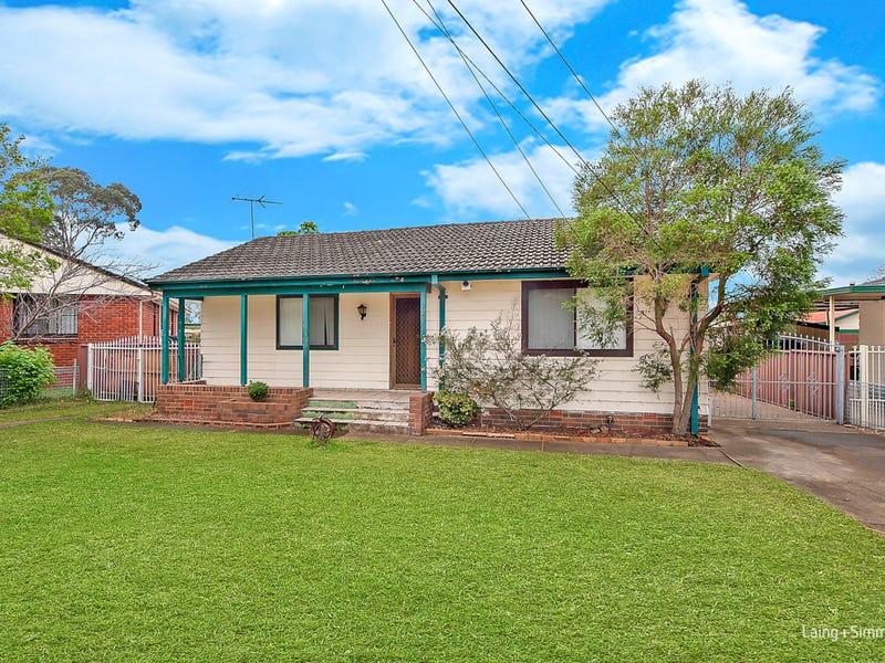 3 Magellan Avenue, Lethbridge Park, NSW 2770